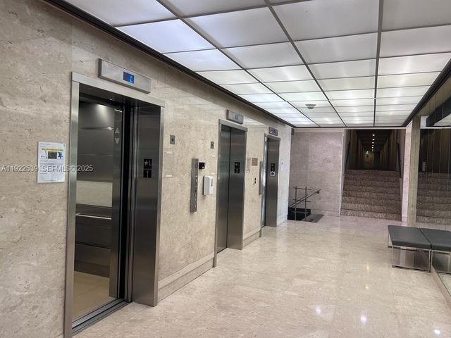 300 Bayview Dr 201, Sunny Isles Beach, FL 33160