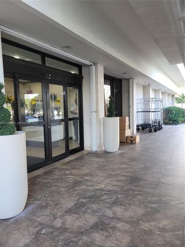 300 Bayview Dr 201, Sunny Isles Beach, FL 33160