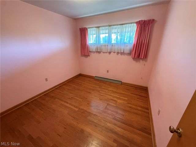 2902 Downeys Hill Drive NE, Dover, OH 44622