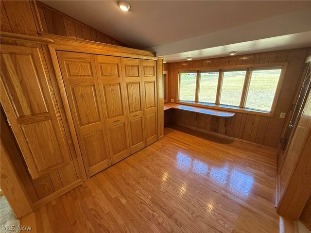 2902 Downeys Hill Drive NE, Dover, OH 44622