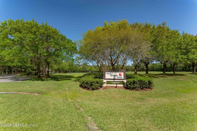 1907 ROSE MALLOW Lane, Fleming Island, FL 32003