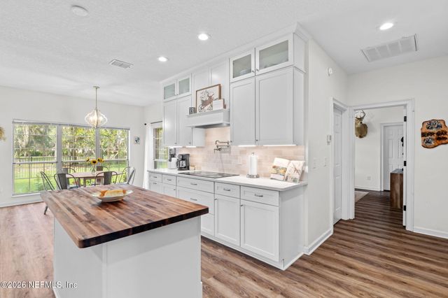 1907 ROSE MALLOW Lane, Fleming Island, FL 32003