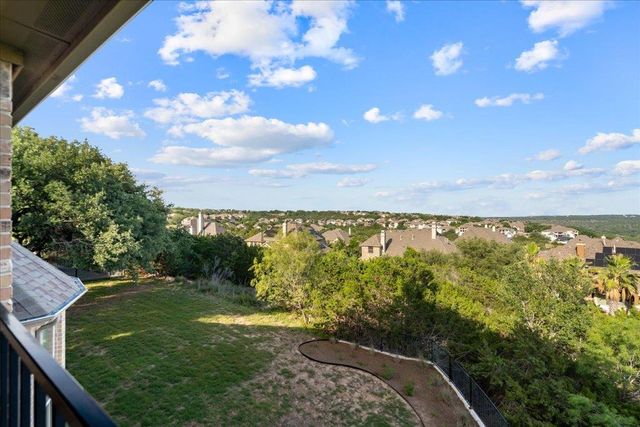 457 Santaluz LN, Austin, TX 78732