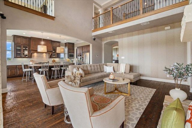 457 Santaluz LN, Austin, TX 78732