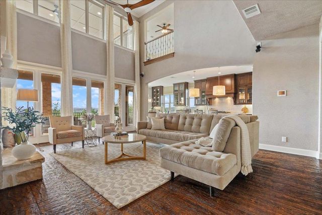 457 Santaluz LN, Austin, TX 78732