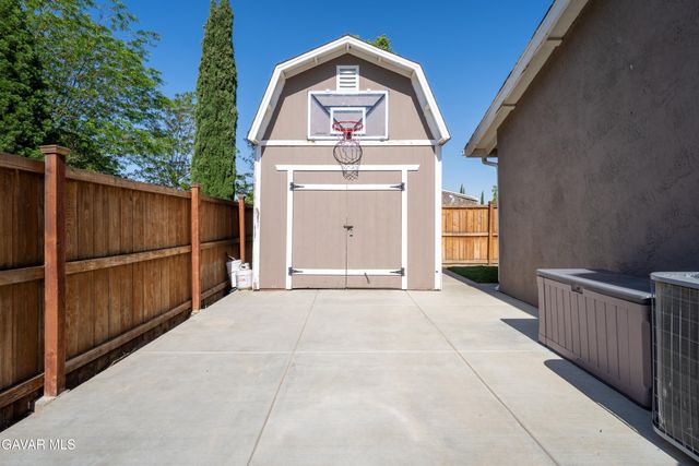 1370 Tanglewood Drive, Tehachapi, CA 93561