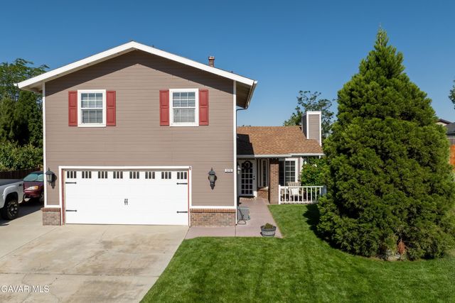 1370 Tanglewood Drive, Tehachapi, CA 93561