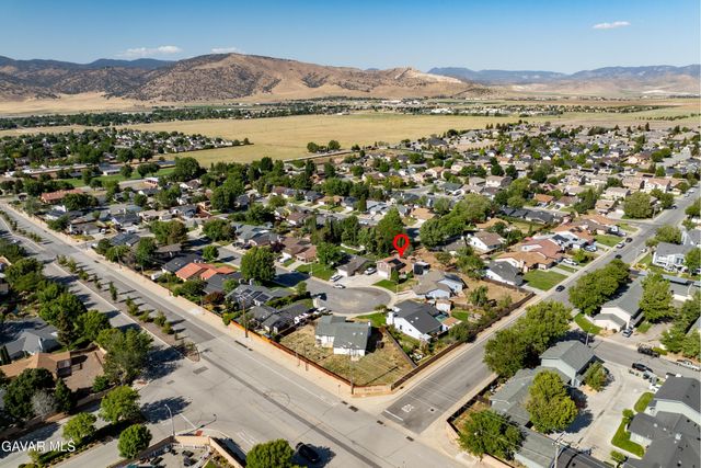1370 Tanglewood Drive, Tehachapi, CA 93561