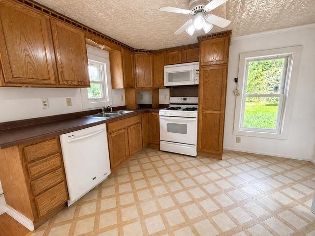 W5842 Pheasant Drive, New Lisbon, WI 53950