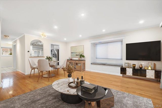 18 Park Drive, Mount Kisco, NY 10549