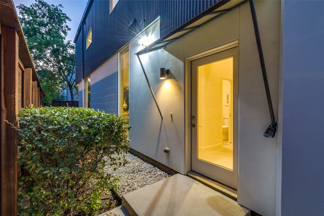 4405 Roseland Avenue, Dallas, TX 75204