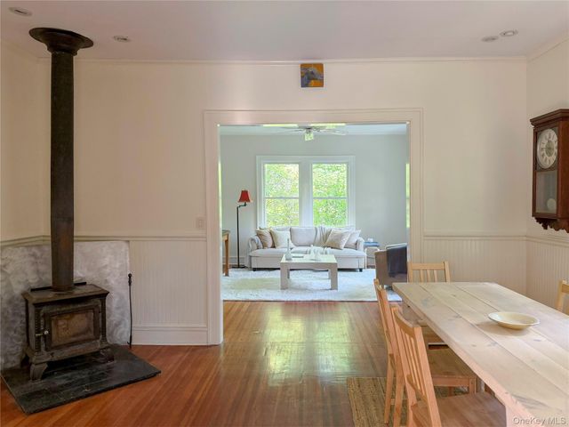 4320 Rte. 209, Stone Ridge, NY 12484