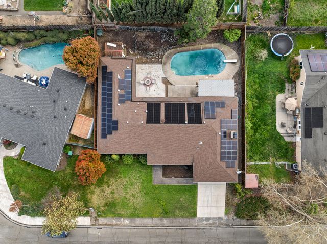 2532 Southport Way, Medford, OR 97504