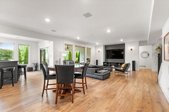 1502 MORNING DOVE DR, Columbia, MO 65201