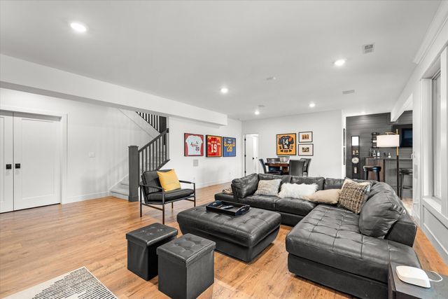 1502 MORNING DOVE DR, Columbia, MO 65201