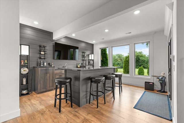 1502 MORNING DOVE DR, Columbia, MO 65201
