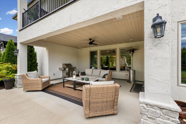 1502 MORNING DOVE DR, Columbia, MO 65201