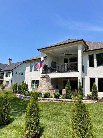 1502 MORNING DOVE DR, Columbia, MO 65201