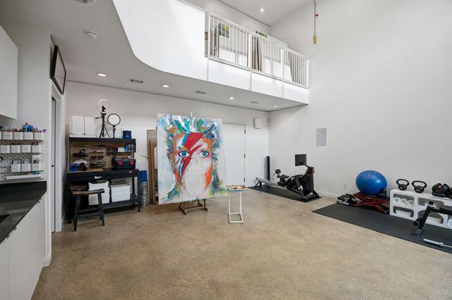 2010 Mcmillan Avenue, Dallas, TX 75206