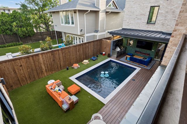 2010 Mcmillan Avenue, Dallas, TX 75206