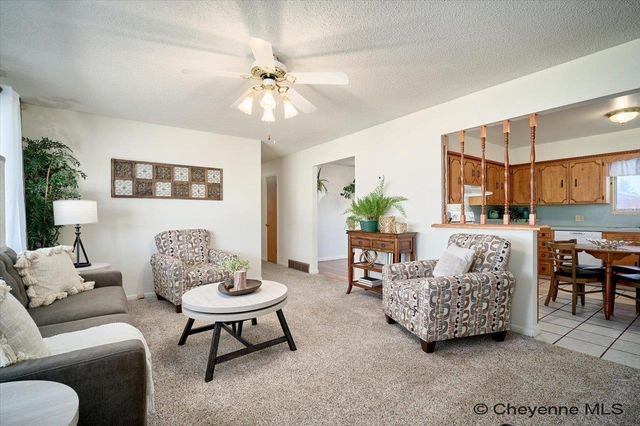 3317 LARAMIE ST, Cheyenne, WY 82001