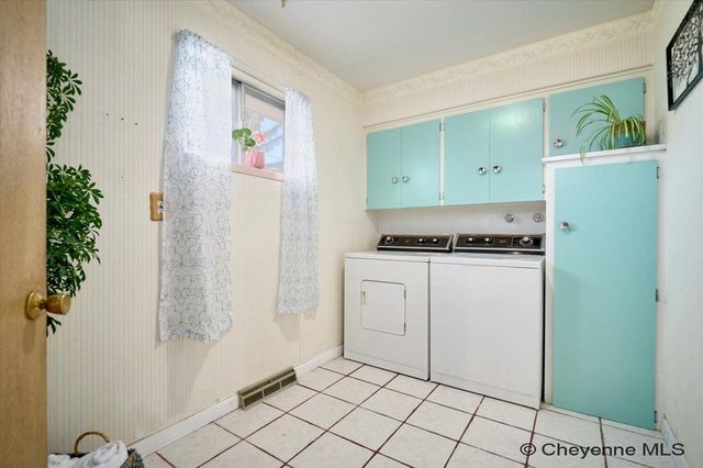 3317 LARAMIE ST, Cheyenne, WY 82001