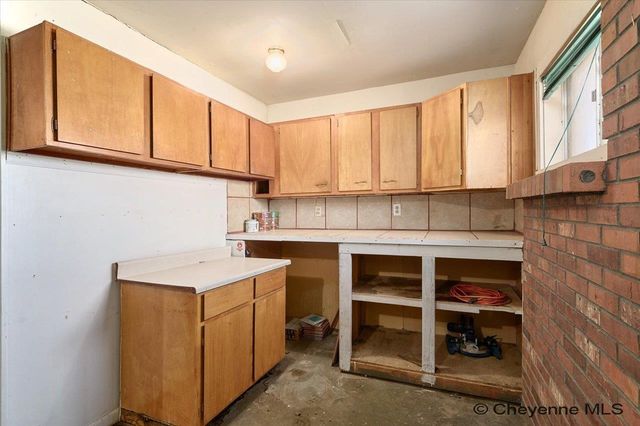 3317 LARAMIE ST, Cheyenne, WY 82001