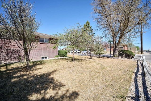 3317 LARAMIE ST, Cheyenne, WY 82001