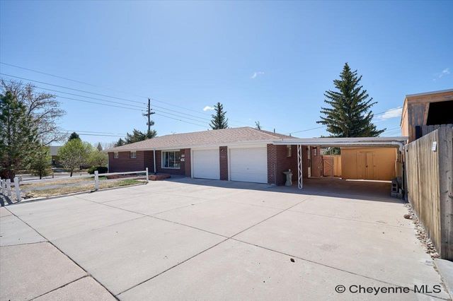 3317 LARAMIE ST, Cheyenne, WY 82001