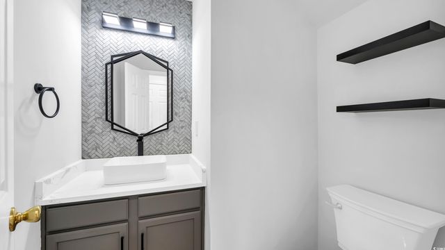 526 Eagleton Ct., Longs, SC 29568