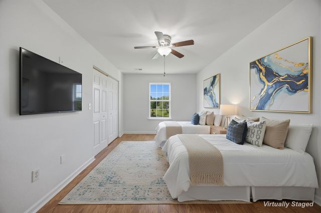 526 Eagleton Ct., Longs, SC 29568