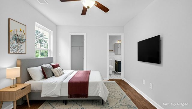 526 Eagleton Ct., Longs, SC 29568