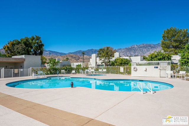 5980 Paradise Plaza, Palm Springs, CA 92264