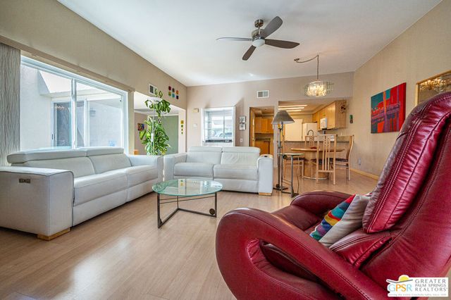 5980 Paradise Plaza, Palm Springs, CA 92264