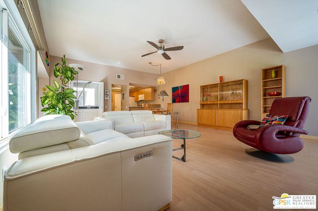 5980 Paradise Plaza, Palm Springs, CA 92264