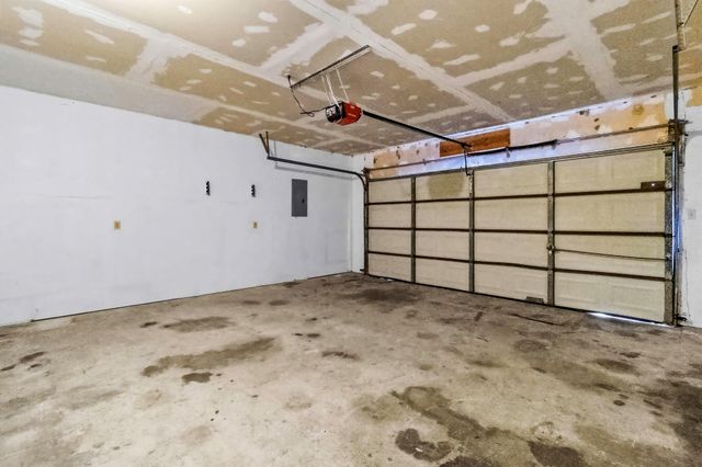 171 Whiteside Drive, Onalaska, TX 77360