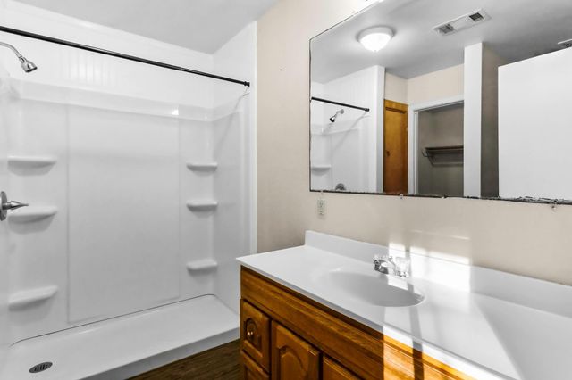 171 Whiteside Drive, Onalaska, TX 77360