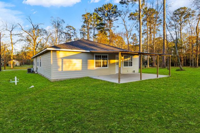 171 Whiteside Drive, Onalaska, TX 77360