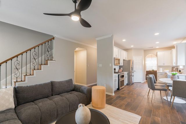 19 Powers Bend Way, The Woodlands, TX 77382