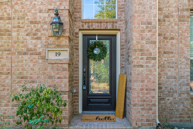 19 Powers Bend Way, The Woodlands, TX 77382