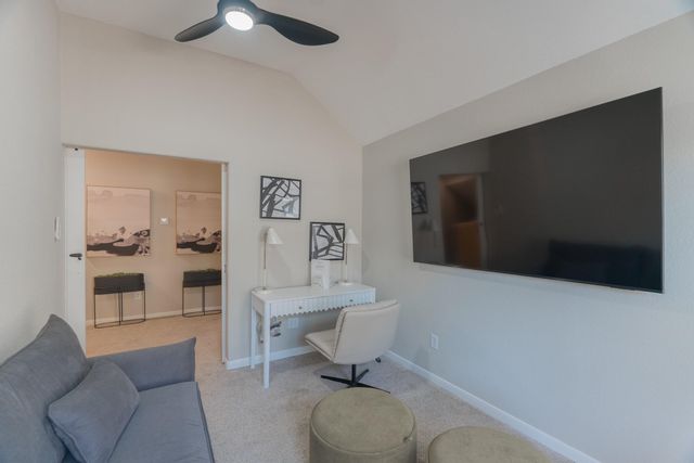 19 Powers Bend Way, The Woodlands, TX 77382