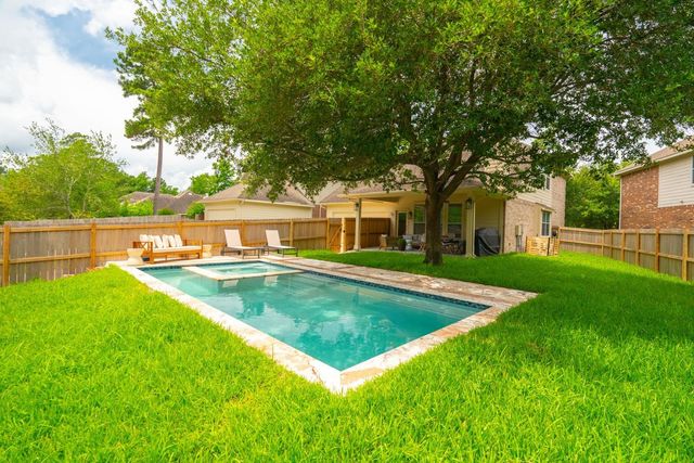 19 Powers Bend Way, The Woodlands, TX 77382