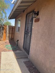 1921 N Madelyn Avenue, Tucson, AZ 85712