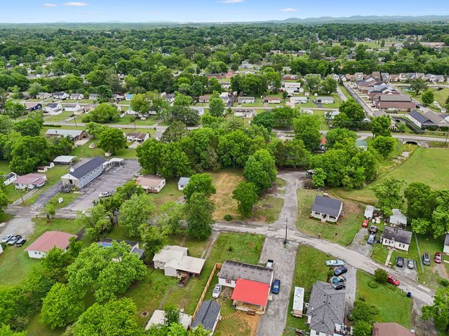 225 E Cedar St, Shelbyville, TN 37160