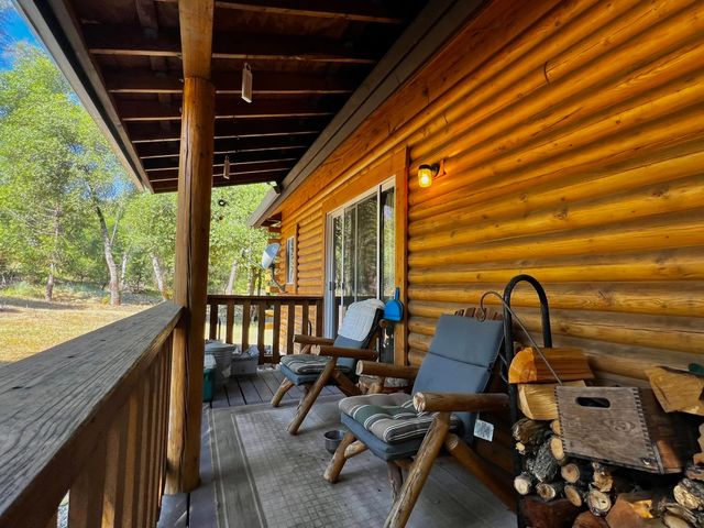 9110 Hidden Valley Rd, Mountain Ranch, CA 95246