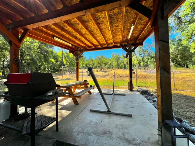 9110 Hidden Valley Rd, Mountain Ranch, CA 95246