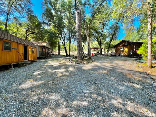 9110 Hidden Valley Rd, Mountain Ranch, CA 95246