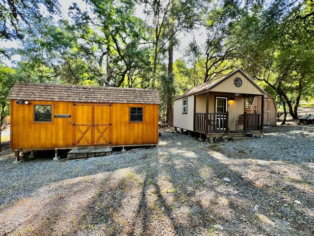 9110 Hidden Valley Rd, Mountain Ranch, CA 95246