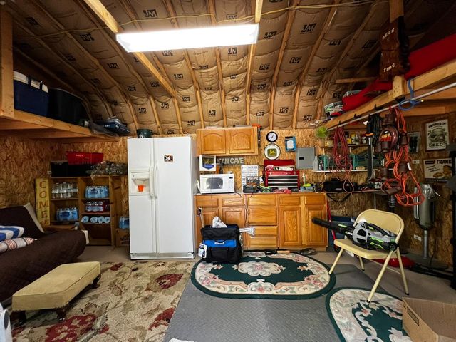 9110 Hidden Valley Rd, Mountain Ranch, CA 95246