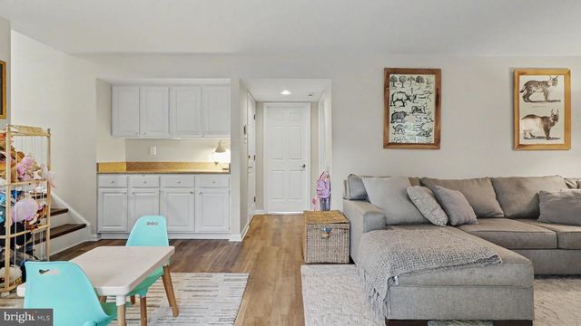 8502 DARK HAWK CIR, Columbia, MD 21045